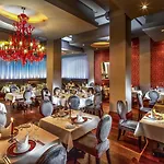 The Grand - The Leading Of The World מלון 5*