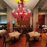 מלון The Grand - The Leading Of The World 5*
