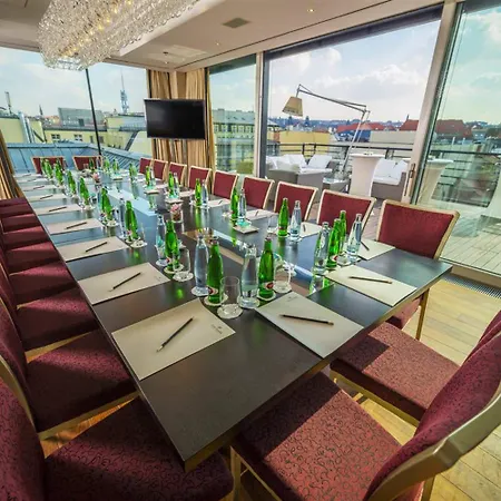 Hotel The Grand - The Leading Of The World